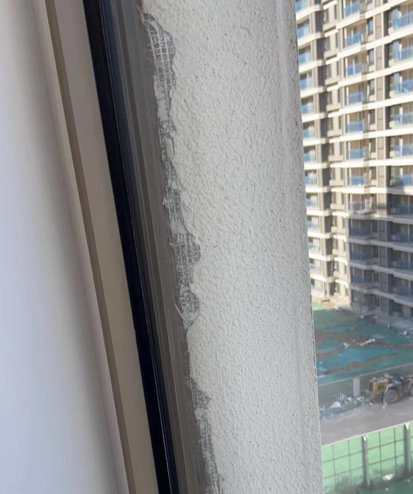 地板砖墙面发霉,地板发霉发黑墙没事