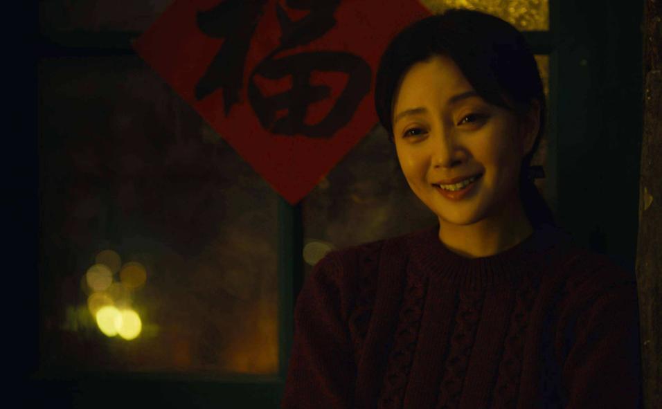 前夫是个贪污犯，历任男友都莫名其妙的分手，殷桃的感情路真难走