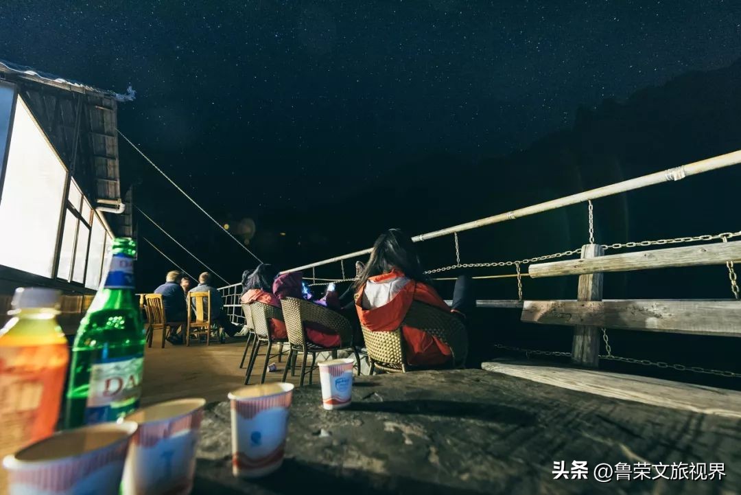 世界经典徒步线路虎跳峡,虎跳峡高路徒步多少公里