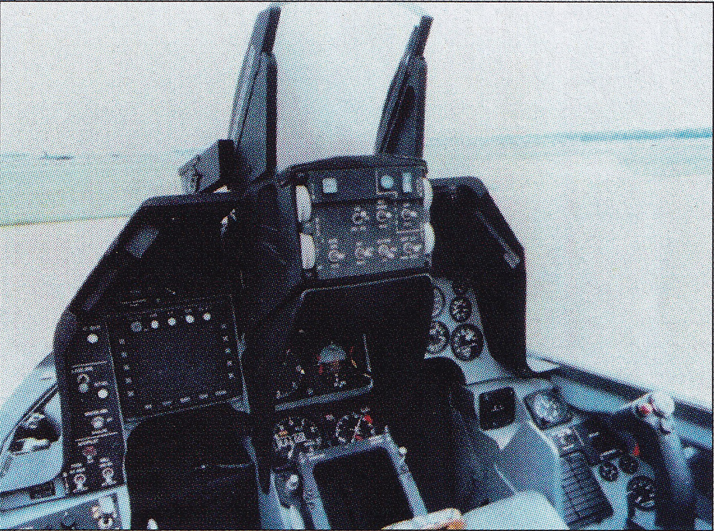 鑳介噺鏈哄姩绌烘垬鐞嗚,鑳介噺鏈哄姩浼犲