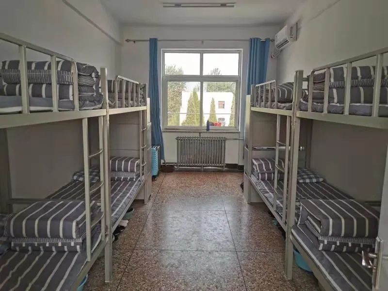 秦皇岛奇石学校几月份招生,秦皇岛抚宁区奇石学校招生电话