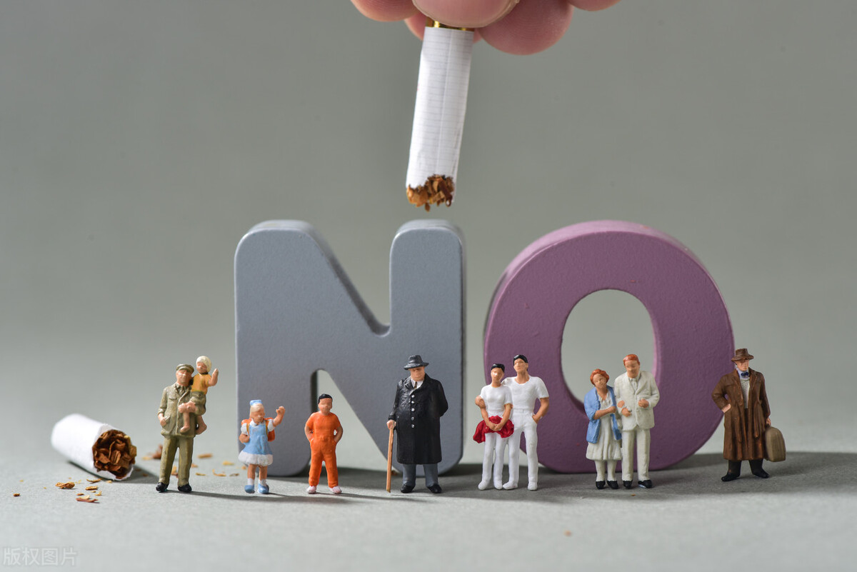 法律规定严禁向未成年出售烟酒,呼吁禁止向未成年人出售烟酒