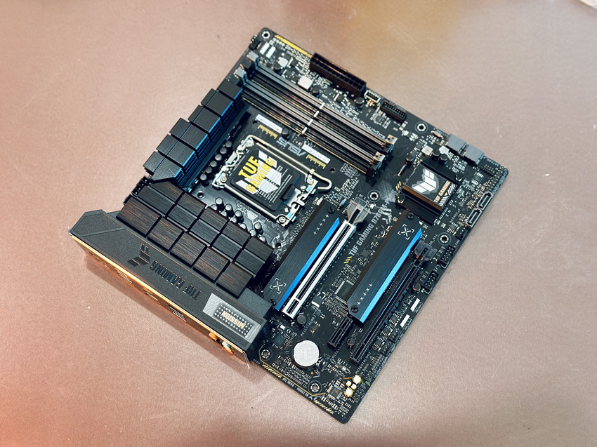 800元能买到什么样的游戏电脑主机,6999主机推荐