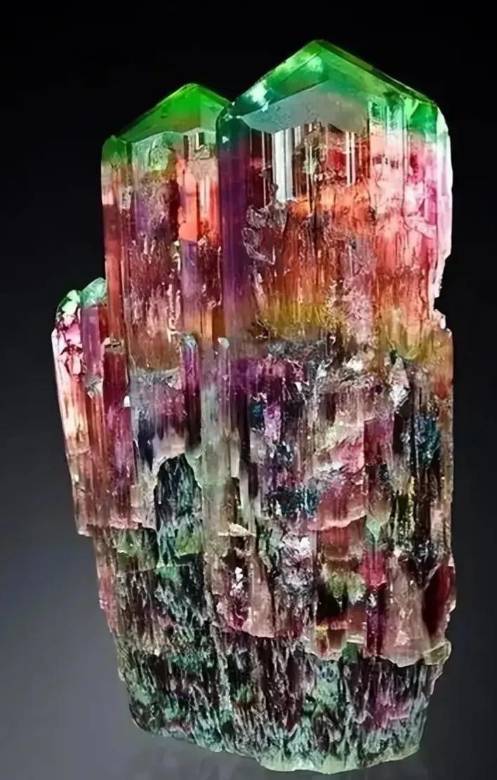 关于世界天然宝石排行榜,天然宝石与人工宝石