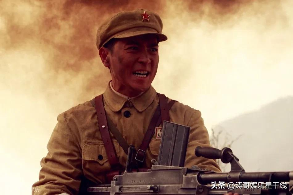 电视剧智取华山保剑锋刘涛主演,还记得曾经的神剧