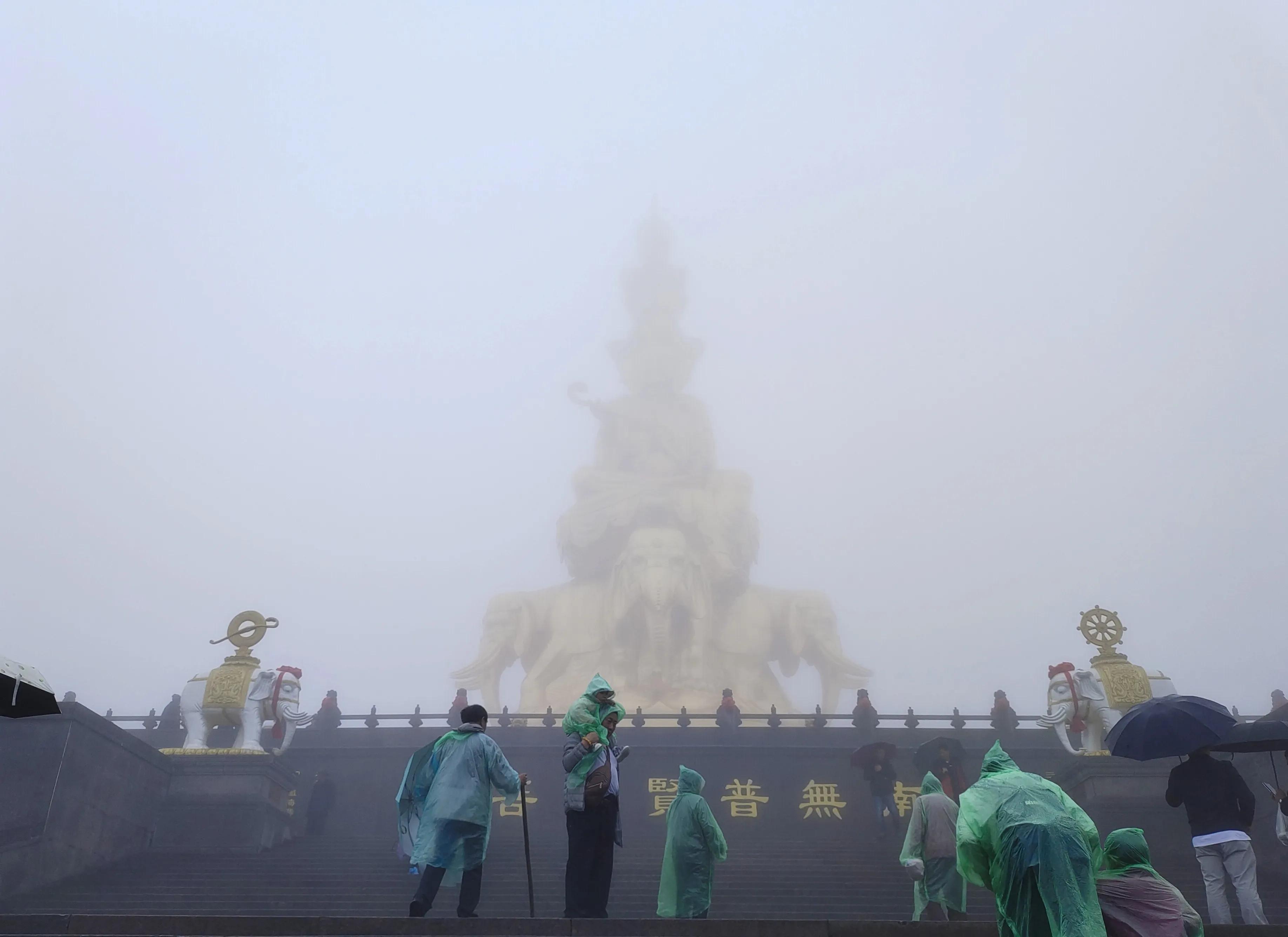 峨眉山两日游攻略最佳路线图,乐山峨眉山跟团两日游可以吗