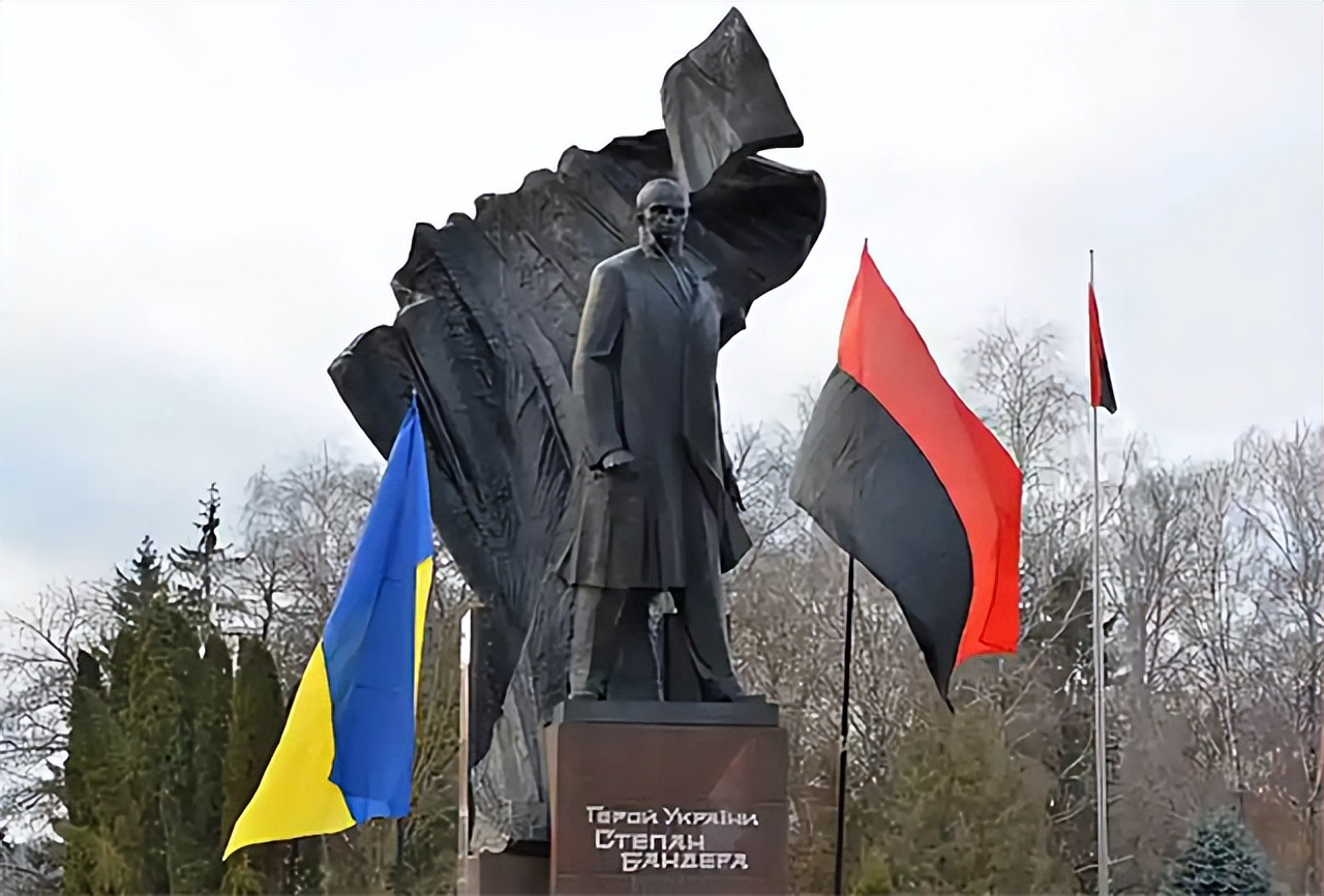 俄罗斯公布希特勒死前4个小时的细节：给谁看的，想传达什么？