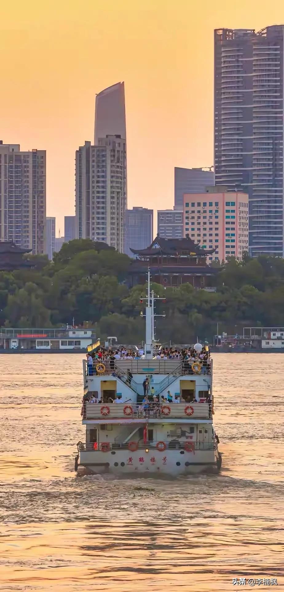 武汉火炉之城退出了吗,武汉已退出四大火炉了是吗