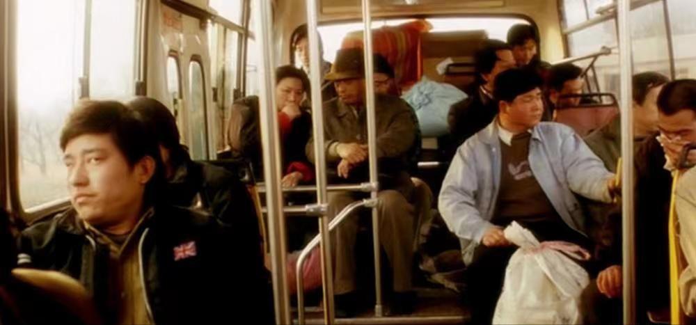 江苏“716”抢劫轮奸案，40名乘客无一反抗，两名女性惨遭8人性侵