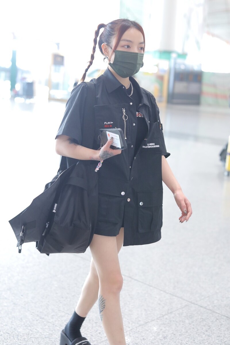 vava绌挎惌dickies,vava鐭