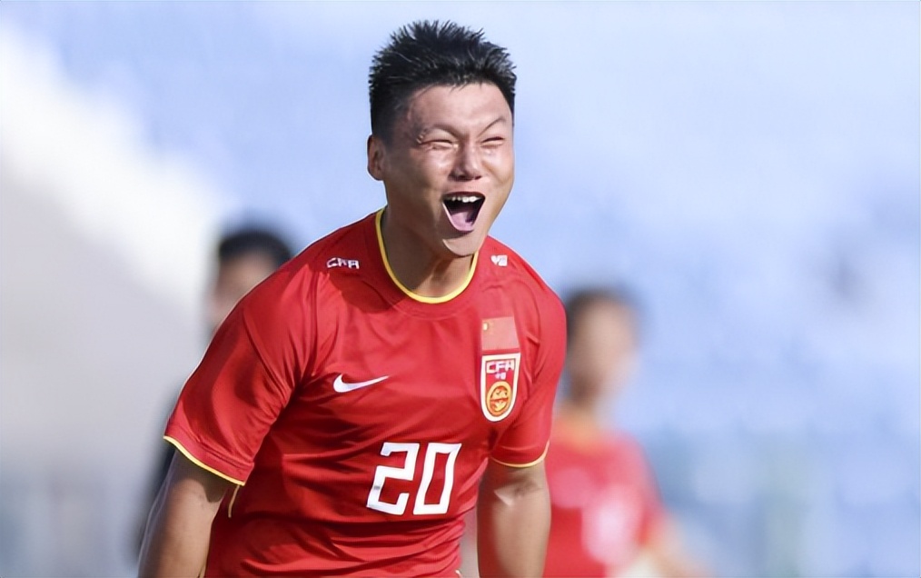 超级足球比赛,国足渴望以一场胜利为12强赛收官