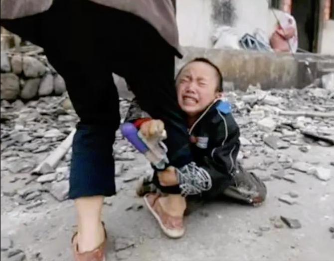 如何教育3岁孩子防备陌生人,幼儿园教孩子防陌生人