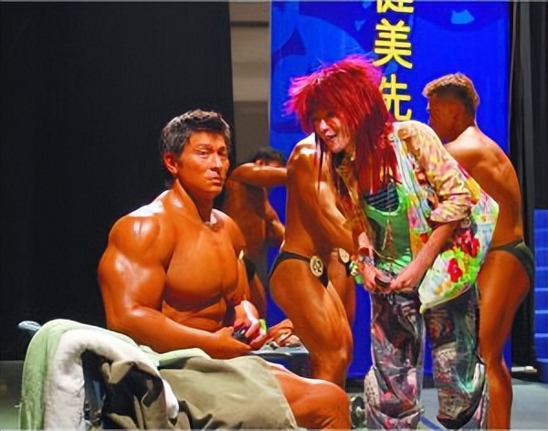 张伯鑫孟鹤堂结局,孟鹤堂相声有新人pk张伯鑫完整版