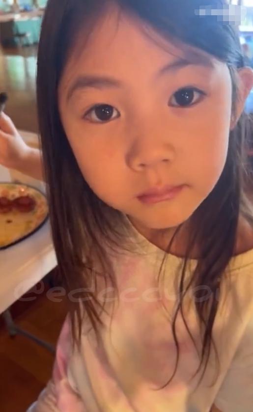 陈冠希赵本山撞脸,陈冠希近照撞脸赵本山