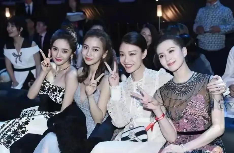 倪妮和井柏然哪一年分手的,倪妮先跟冯绍峰还是井柏然