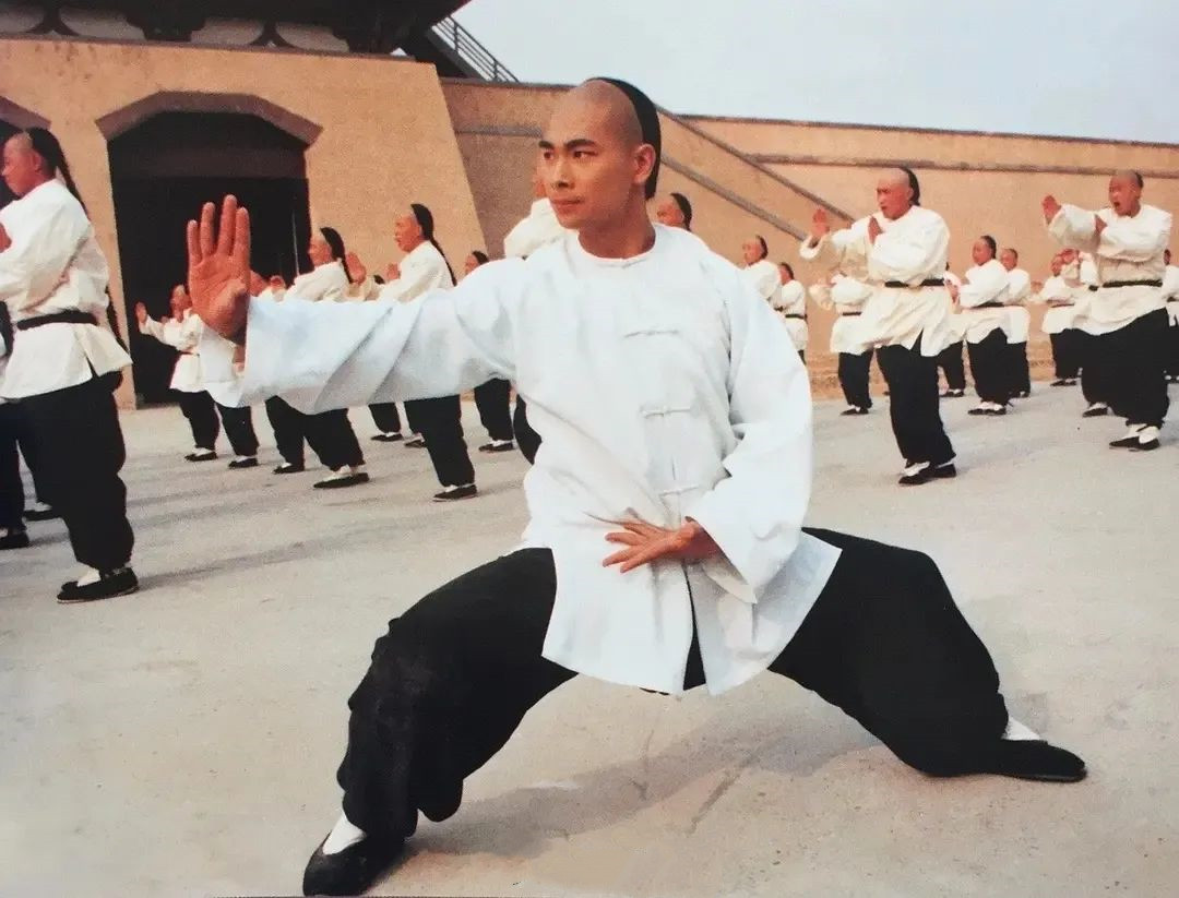 徐克重拍经典电影,徐克经典武侠片宝剑出鞘