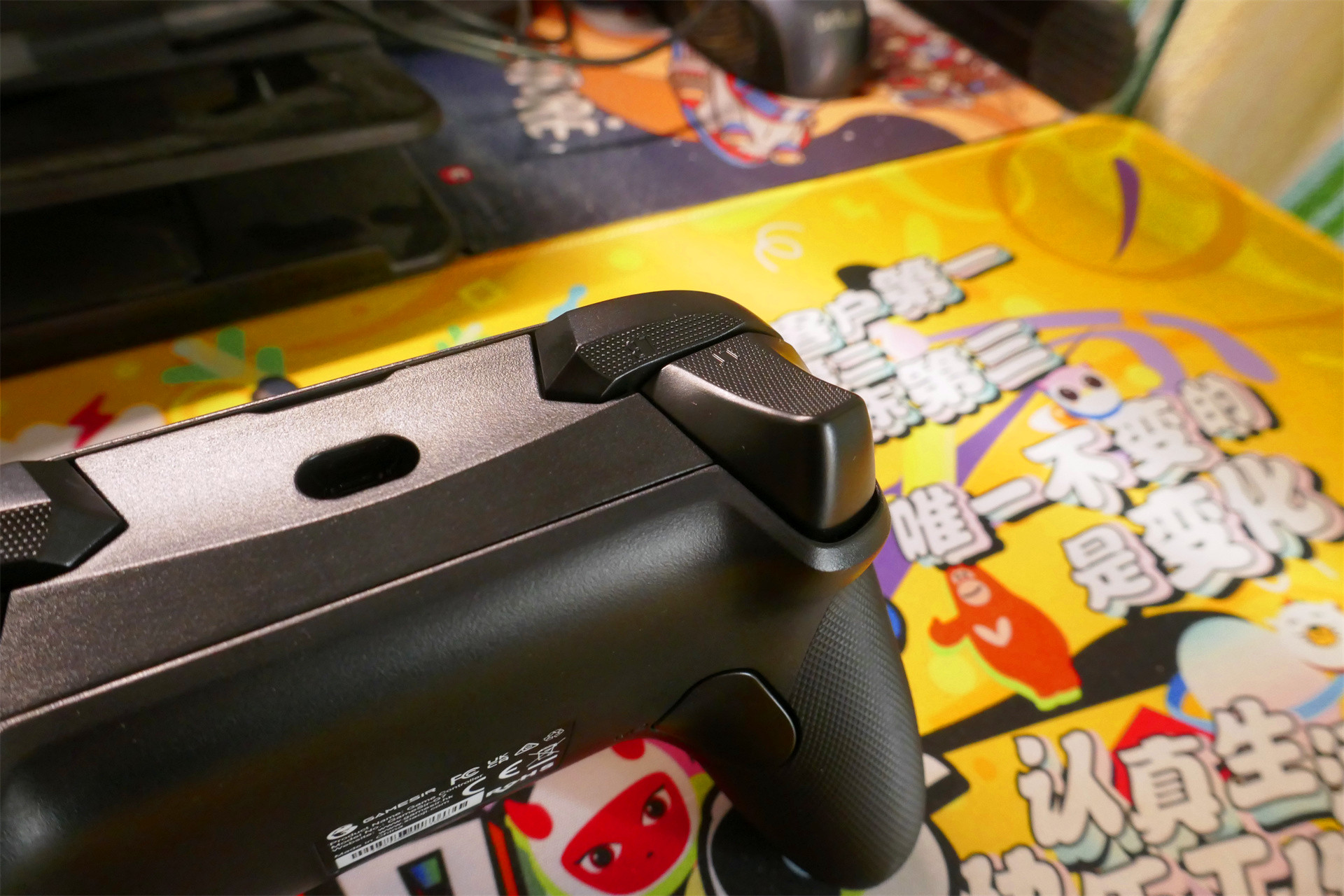 小鸡g7se手柄玩游戏,盖世小鸡g7手柄赠xgp会员吗