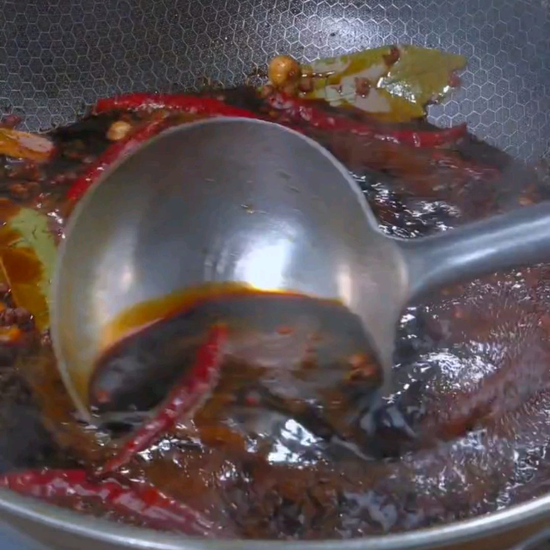 做猪肉酱肉的方法,酱焖肉怎么做好吃不油腻的