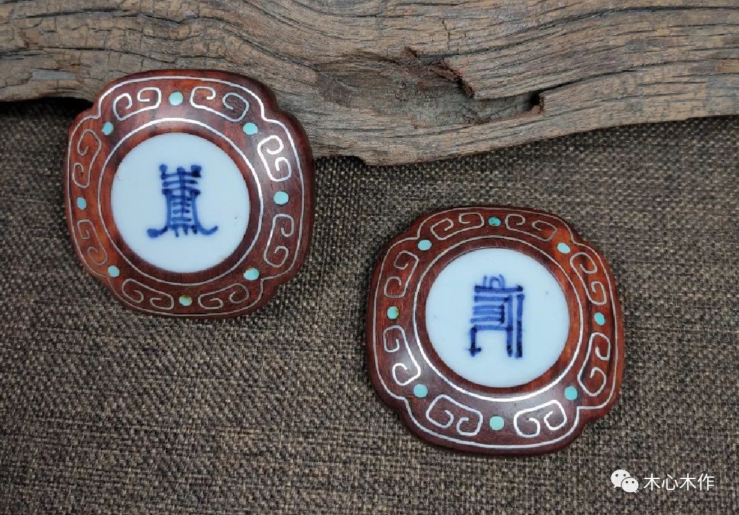 青花平安无事牌雕刻,青花瓷无事牌