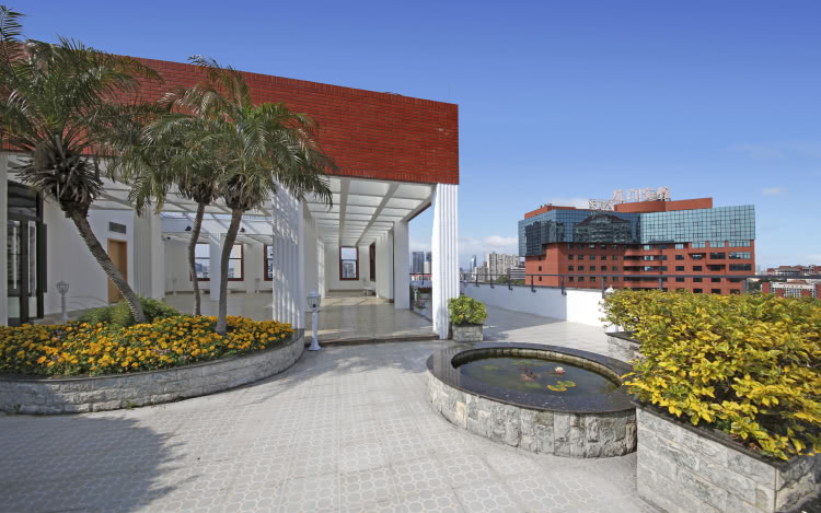 赏城中美景，品厦门味道。城市中心C位酒店，毗邻植物园、中山路