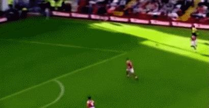 天外飞仙罗本,范佩西天外飞仙英超