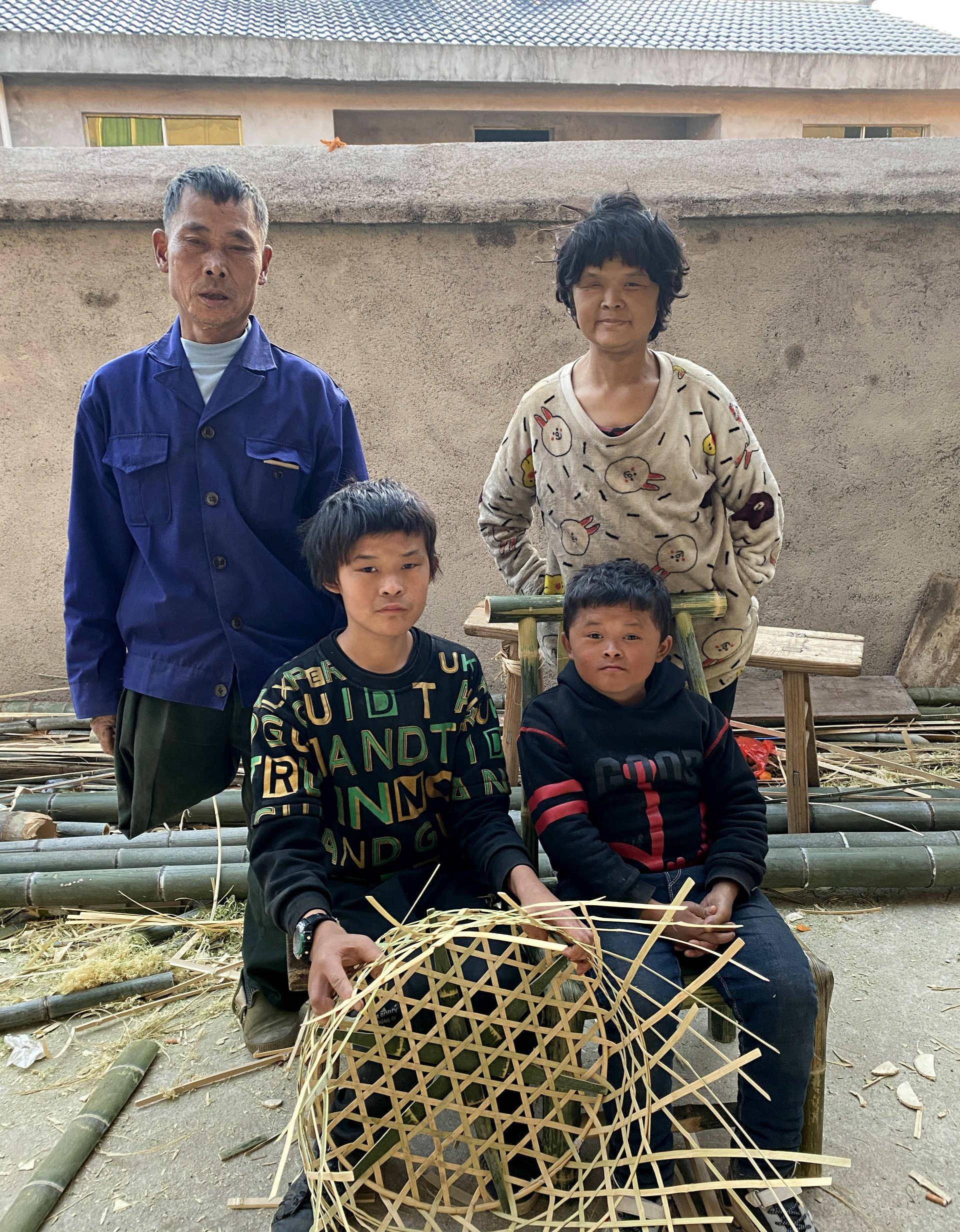 酷似马云的范小勤走红赚了多少钱,酷似马云的江西男童范小勤