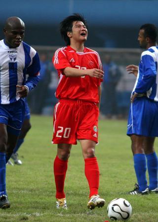 国足大胜长春亚泰,亚泰热身赛引援