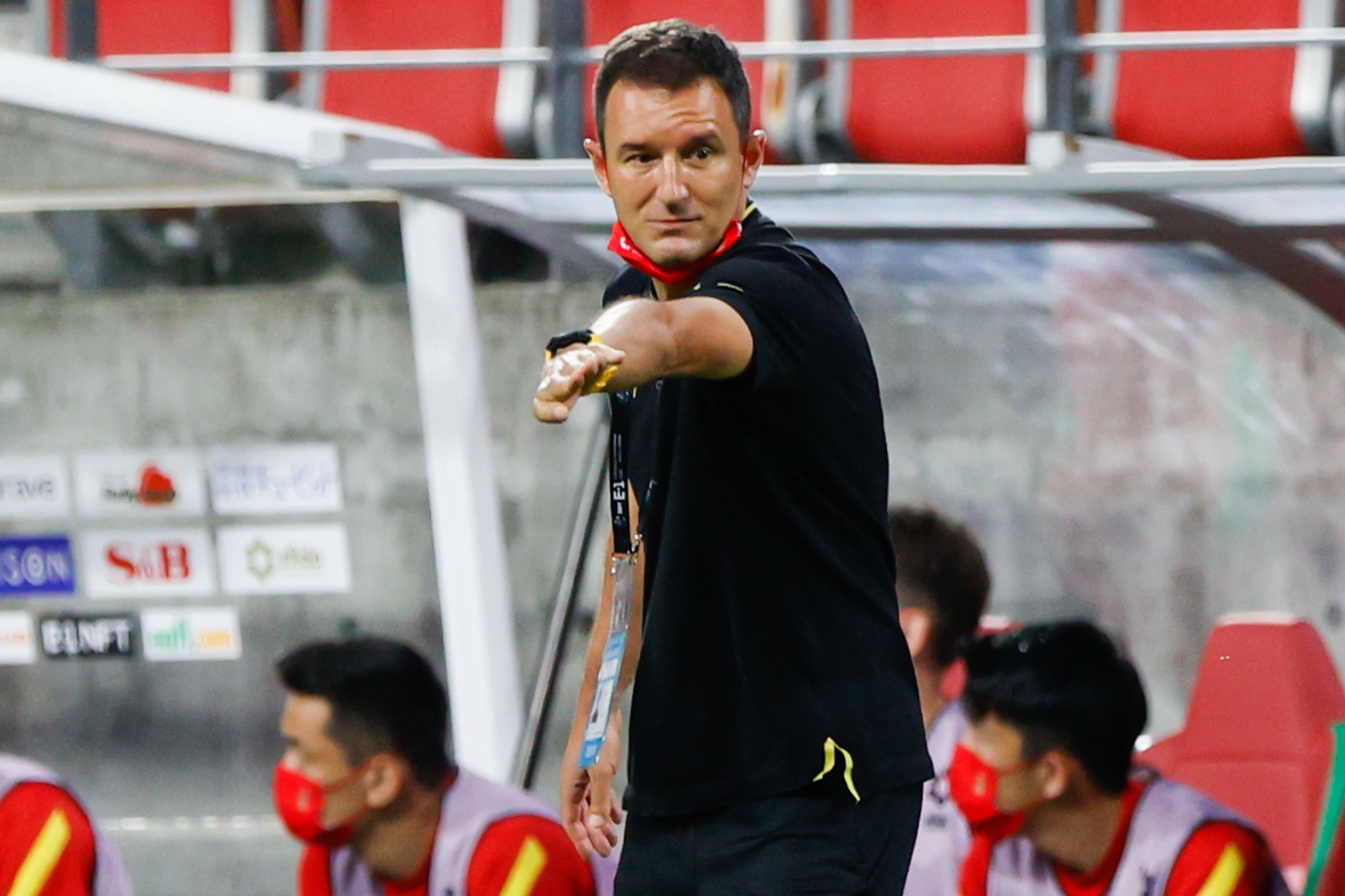 国足吹响集结号！家门口迎战弱旅，扬科维奇要重拾“自信心”