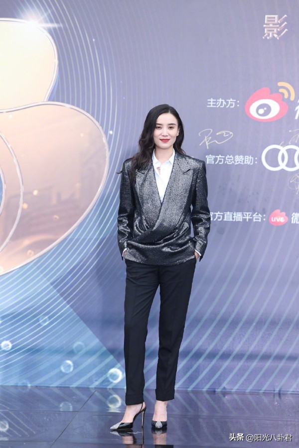 李宇春古装和姚晨对戏,李宇春香奈儿周迅姚晨