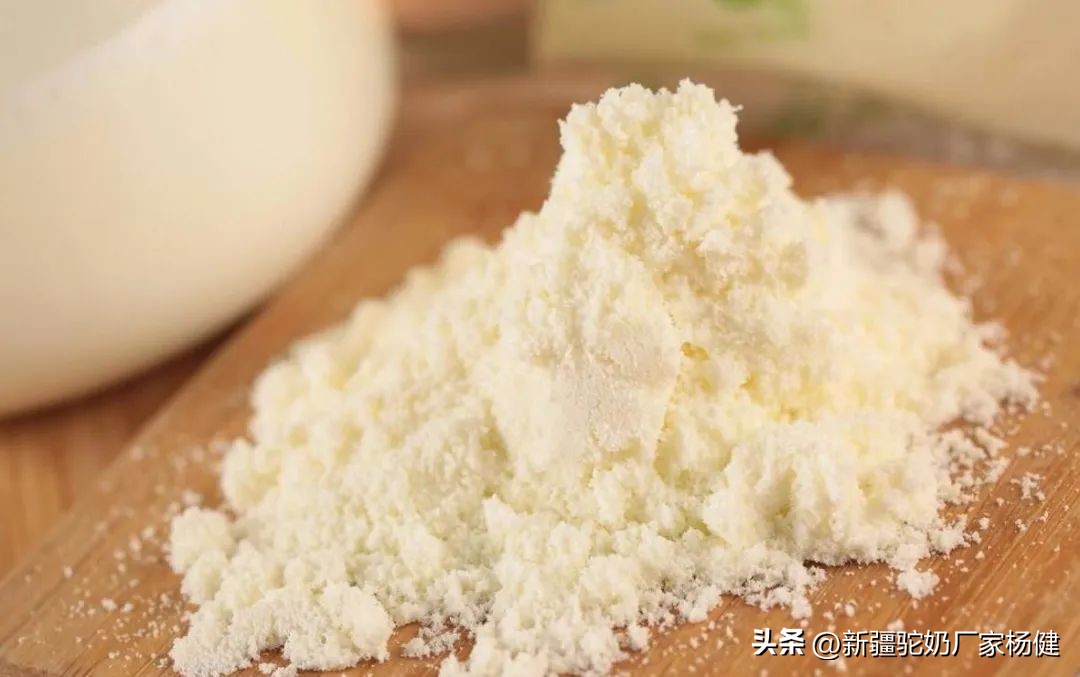 奶粉冲出来结块是什么原因,奶粉结块现象是怎么回事