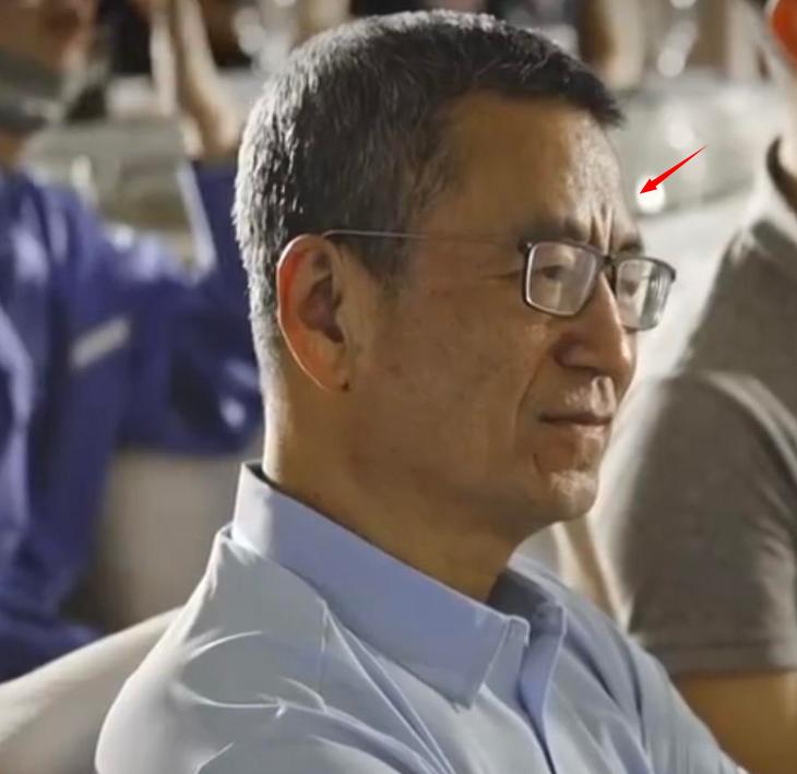 央视白岩松近况如何,白岩松与妻子现在状况