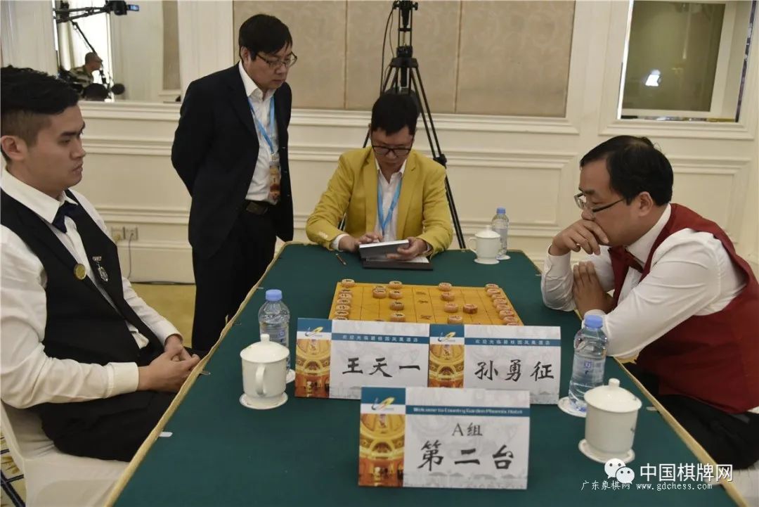 一切的源起，还是郑惟桐的屏蔽器事件，中国象棋协会太软弱了