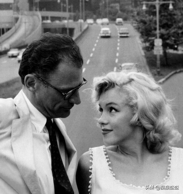 男人愿花大价钱买我一个吻，却没人愿意花五十美分了解我的灵魂