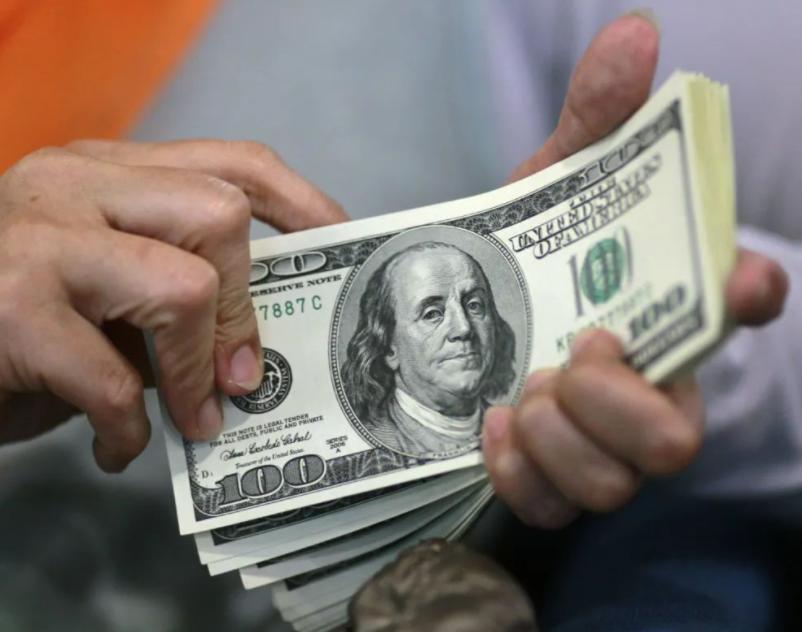 中国刚增持205亿美债，美国就上演“农夫与蛇”，拟对台提供军援