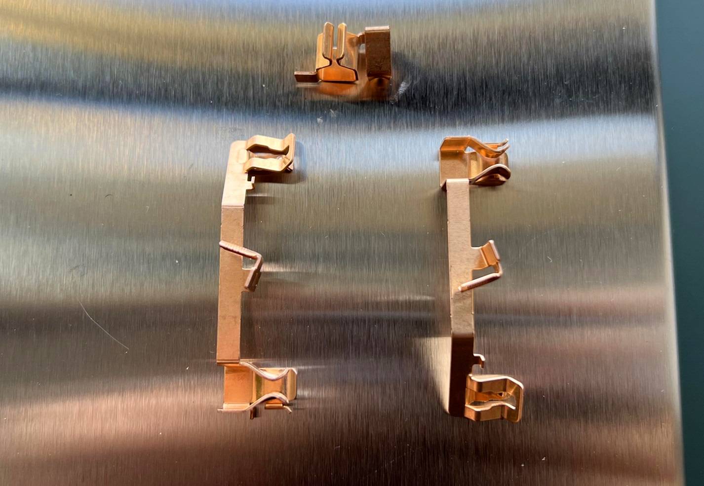 罗格朗和西门子的插座开关哪个好,开关插座面板罗格朗和施耐德对比