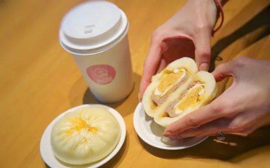 包子铺现排队狂潮,它或将是2022年最火爆的餐饮赛道?