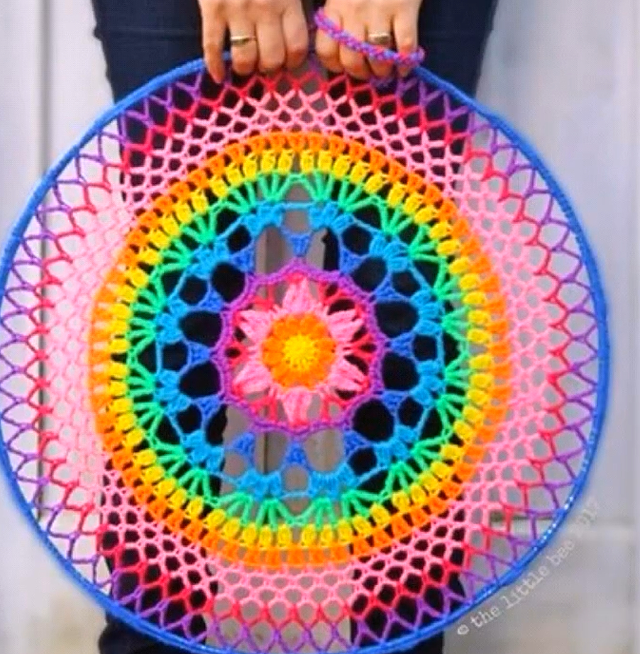 钩针编织各种墙挂花篮,钩针花环墙挂玫瑰花教程