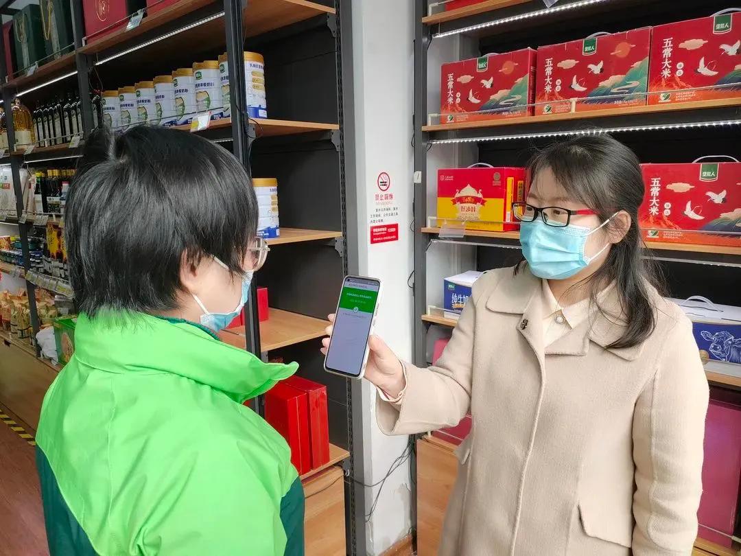 鐪熸儏娓╂殩浣犳垜,鐪熸儏娓╂殩瀹堟湜鐩稿姪