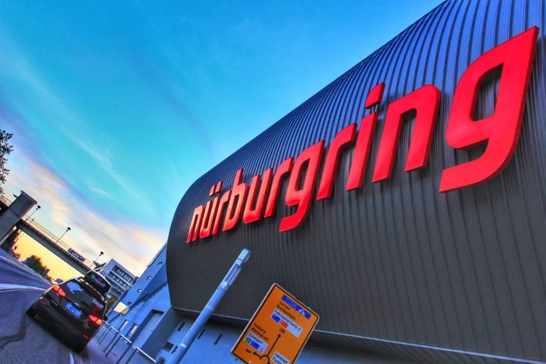 开车去欧洲的路上视频,开车去欧洲的完整视频