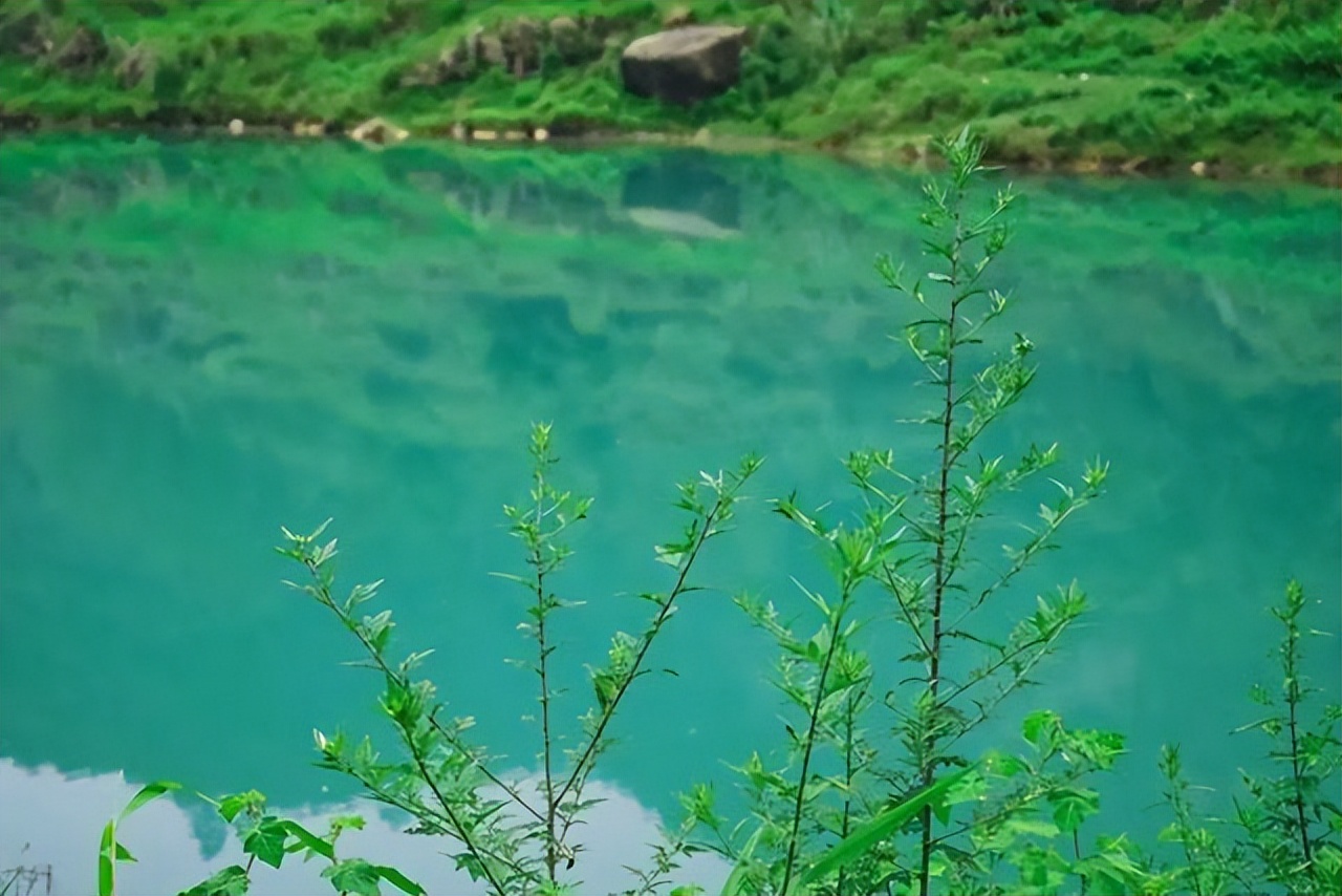 自贡的小九寨在哪里,自贡荣县小九寨风光