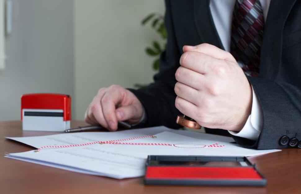 家庭财产分割纠纷怎么处理,如何处理好家族财产分割