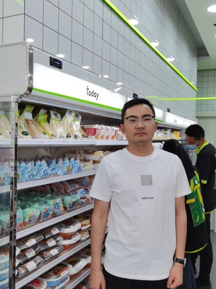 锚定信阳年轻人，80后创业老手，开创首个本土24小时便利店品牌