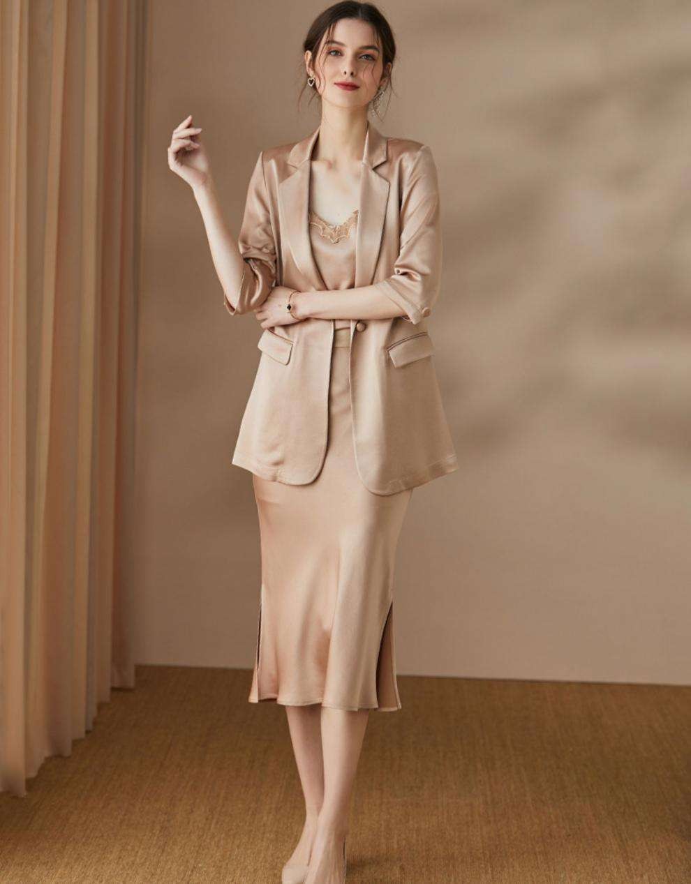 高质量穿搭小衫这样穿高端又时髦,杏衫的穿搭技巧