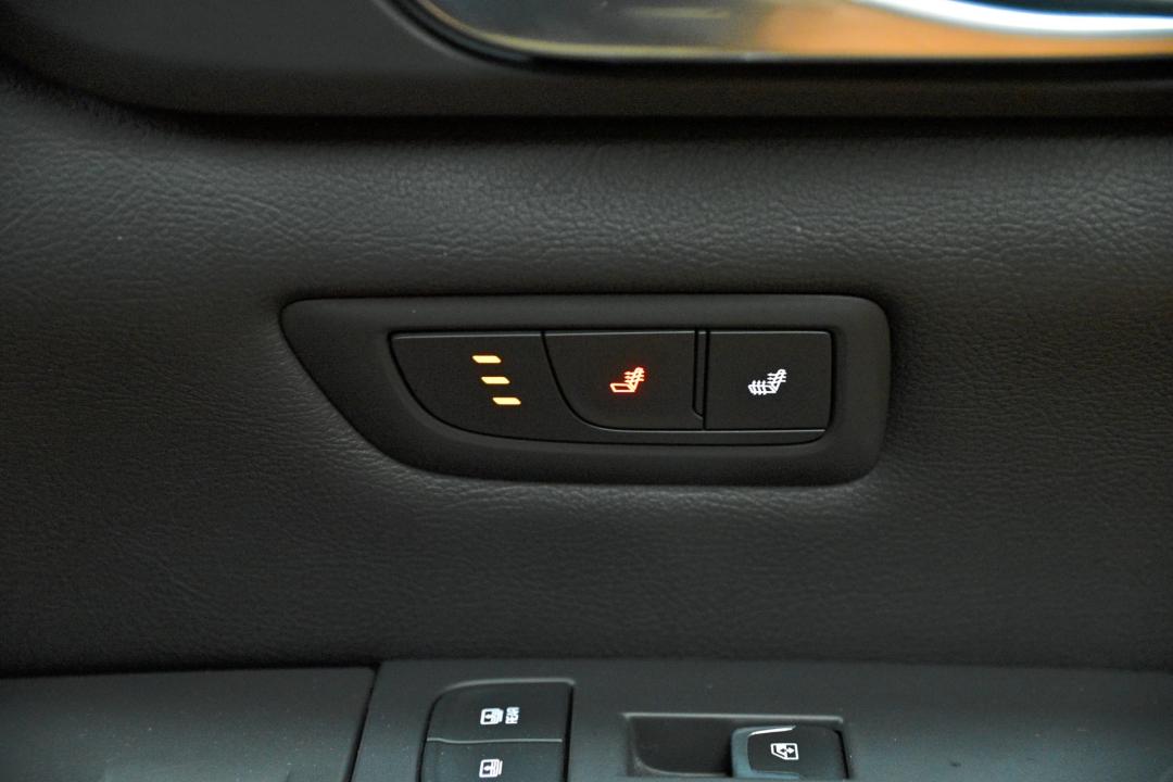 乌鲁木齐二手凯迪拉克ct6报价,美系大七座凯迪拉克老款