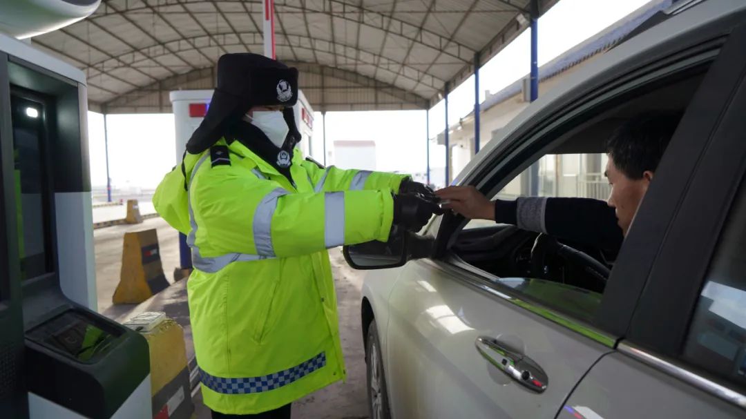 酒泉公安圆满完成春节安保维稳工作