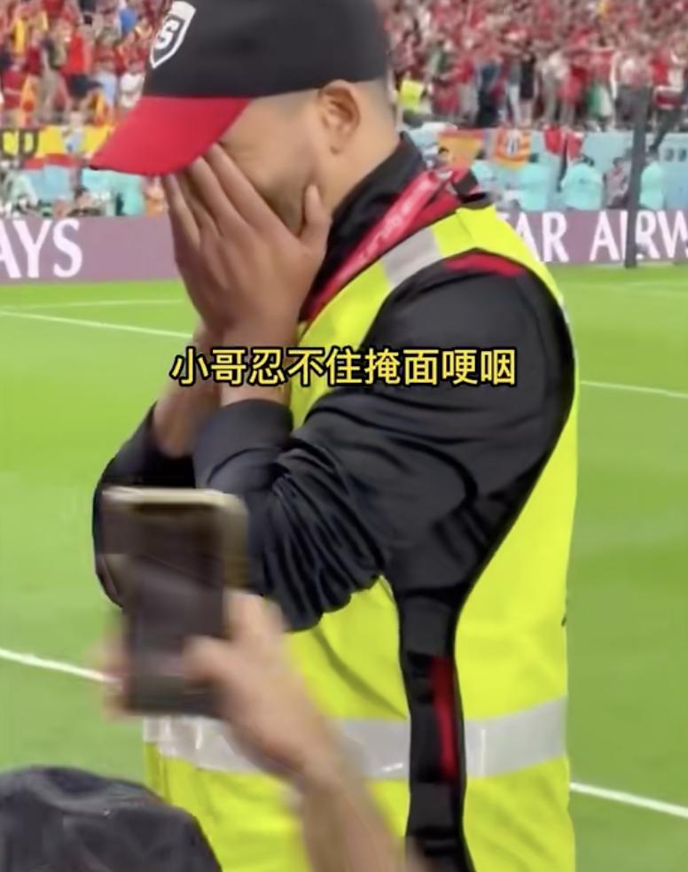 这届世界杯,也请为他们鼓掌