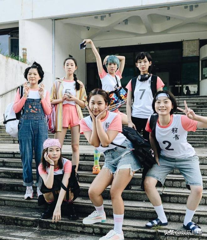 郑伊健54岁变化,54岁郑伊健还在留长发