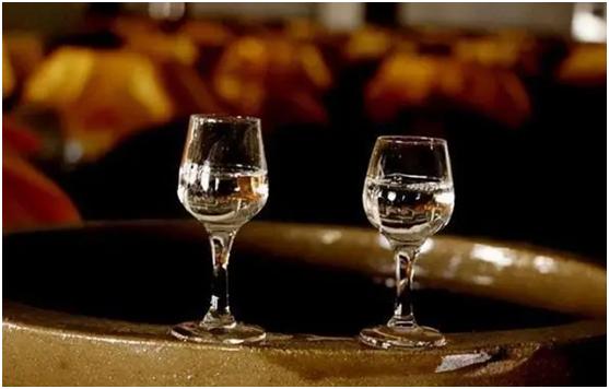 白酒多少度数最好喝呢,白酒多少度最好