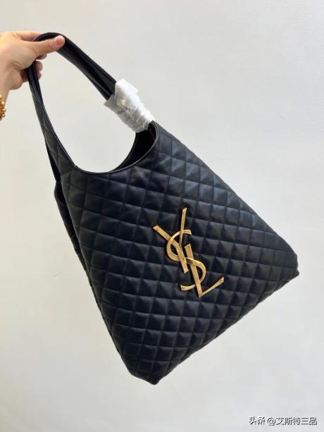 正品优衣库斜挎小包女,优衣库专柜正品清仓帆布包