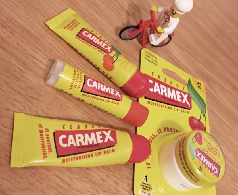 过了40岁用的护肤品,过了四十岁用什么化妆品好